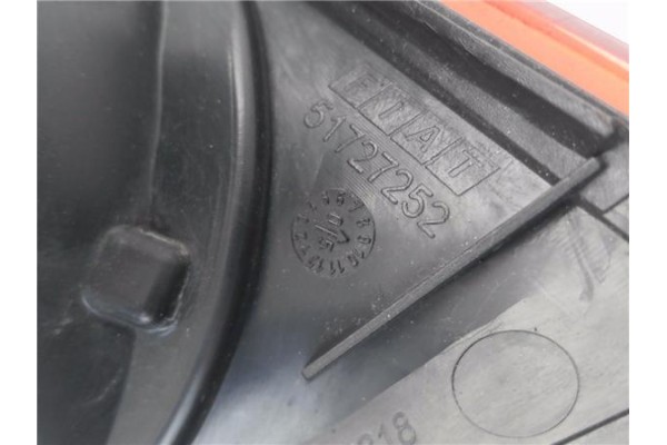 Recambio de piloto porton trasero izquierdo para fiat croma (194) 1.9 d multijet referencia OEM IAM 27480102 51727252 