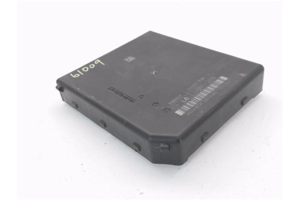 Recambio de caja fusibles/rele para renault master iii combi 2.3 l2h2 3,5t referencia OEM IAM 284B64474R  