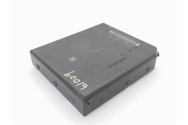 Recambio de caja fusibles/rele para renault master iii combi 2.3 l2h2 3,5t referencia OEM IAM 284B64474R  