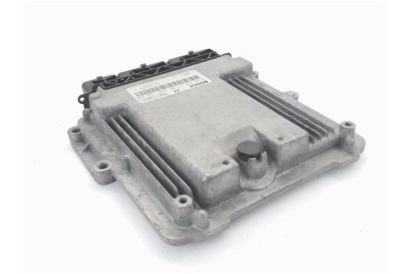 Recambio de centralita para renault master iii combi 2.3 l2h2 3,5t referencia OEM IAM 237102265R 2,81E+08 