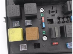Recambio de caja fusibles/rele para opel astra h berlina 1.7 cdti referencia OEM IAM 13206754 5DK00866838 