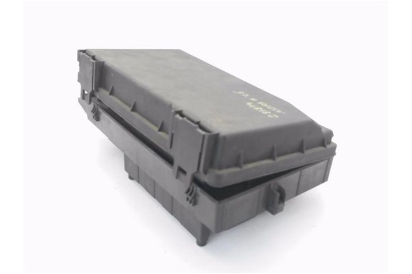 Recambio de caja fusibles/rele para opel astra h berlina 1.7 cdti referencia OEM IAM 13206754 5DK00866838 