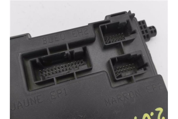 Recambio de caja fusibles/rele para citroen xsara berlina 2.0 hdi 90 referencia OEM IAM 9649053680 73008512 