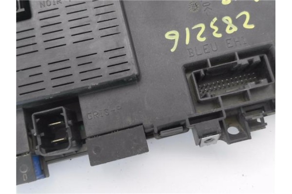 Recambio de caja fusibles/rele para citroen xsara berlina 2.0 hdi 90 referencia OEM IAM 9649053680 73008512 