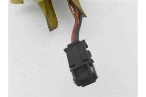 Recambio de retrovisor electrico izquierdo para peugeot 308 1.6 confort referencia OEM IAM E20208094  