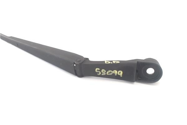 Recambio de brazo limpiaparabrisas delantero derecho para hyundai getz (tb) 1.1 básico referencia OEM IAM 983201C000  