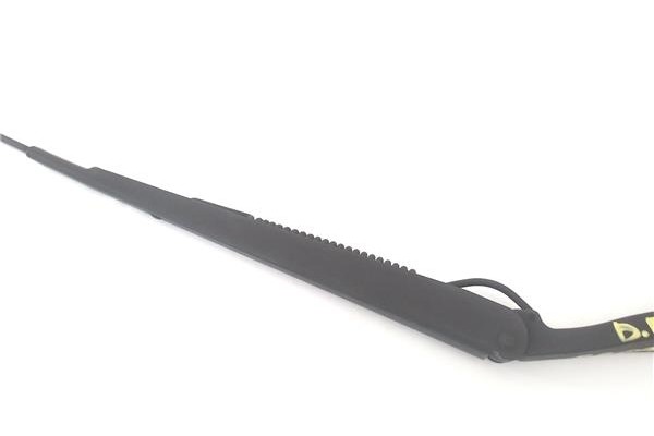 Recambio de brazo limpiaparabrisas delantero derecho para hyundai getz (tb) 1.1 básico referencia OEM IAM 983201C000  
