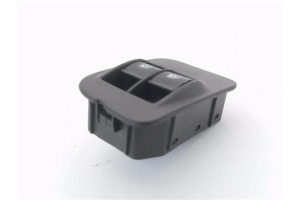 Recambio de mando elevalunas delantero izquierdo para fiat qubo (300) 1.3 active referencia OEM IAM 735461275  