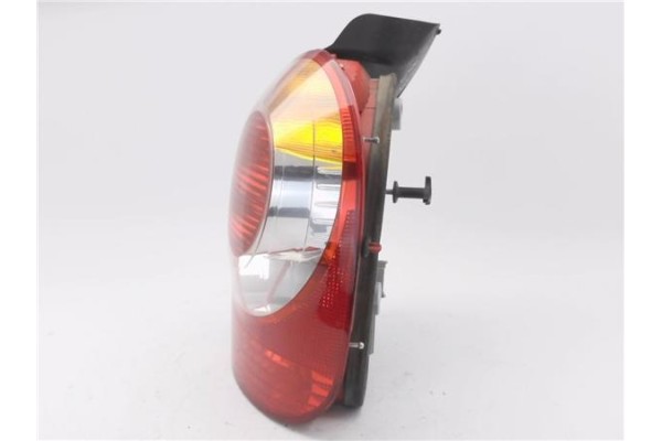 Recambio de piloto trasero derecho para renault modus i 1.4 (jp01, jp0j) referencia OEM IAM 8200538785  