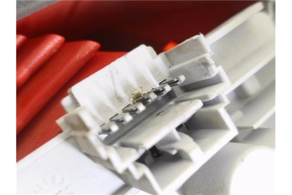 Recambio de piloto trasero derecho para renault modus i 1.4 (jp01, jp0j) referencia OEM IAM 8200538785  