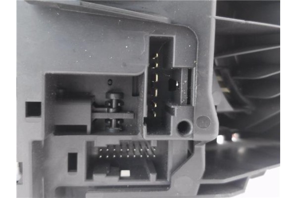 Recambio de mando intermitencia para renault modus i 1.4 (jp01, jp0j) referencia OEM IAM 8200245438  