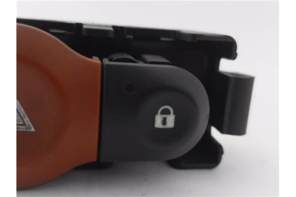 Recambio de interruptor luces emergencia para renault modus i 1.4 (jp01, jp0j) referencia OEM IAM 8200214896  