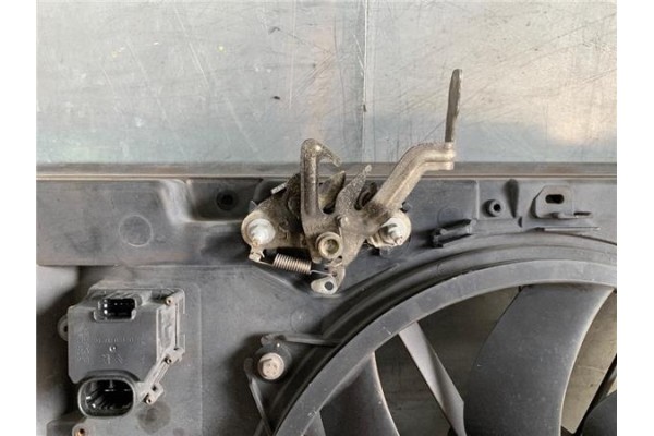 Recambio de electroventilador para peugeot 308 1.6 confort referencia OEM IAM 9650316080 1858824116 