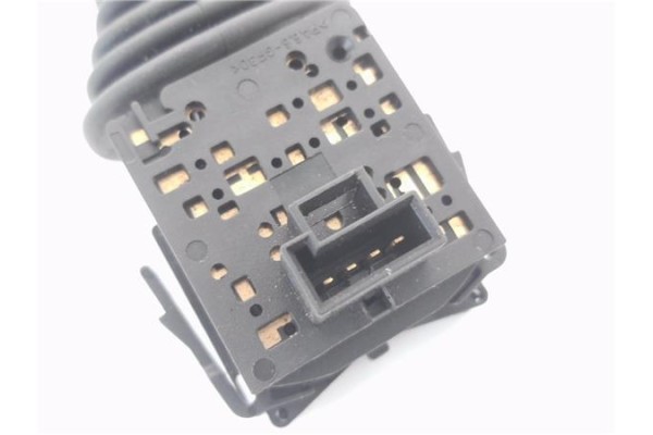 Recambio de mando intermitencia para opel meriva 1.6 16v referencia OEM IAM 52767533  