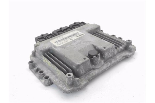 Recambio de centralita para renault master ii fase 2 furgón 1.9 l1h1 caja cerrada 3.3 to referencia OEM IAM 8200311539 281011148