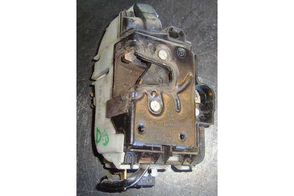 Recambio de cierre electromagnetico delantero derecho para seat cordoba berlina (6k2)(08.1999 ) 1.4 referencia OEM IAM   
