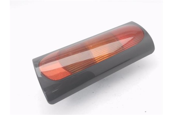 Recambio de piloto trasero derecho para renault rapid /express (f40) 1.4 1.1 kombi referencia OEM IAM 7701039729  