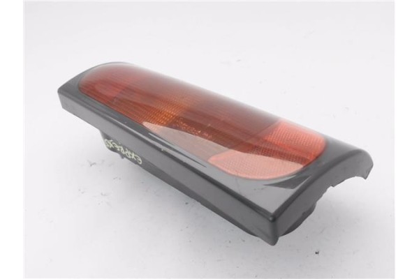 Recambio de piloto trasero derecho para renault rapid /express (f40) 1.4 1.1 kombi referencia OEM IAM 7701039729  