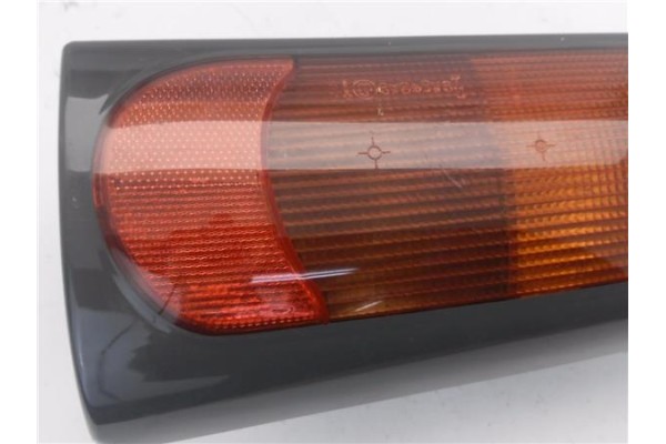 Recambio de piloto trasero derecho para renault rapid /express (f40) 1.4 1.1 kombi referencia OEM IAM 7701039729  