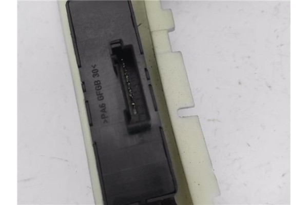 Recambio de mando elevalunas para bmw serie 3 berlina (e46) 2.5 325i referencia OEM IAM 61318381514  