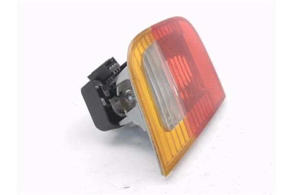 Recambio de piloto porton trasero izquierdo para bmw serie 3 berlina (e46) 2.5 325i referencia OEM IAM 6907945  