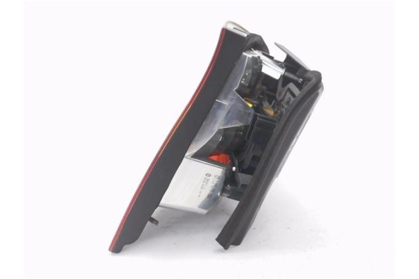 Recambio de piloto trasero izquierdo para bmw serie 3 berlina (e46) 2.5 325i referencia OEM IAM 6907933  