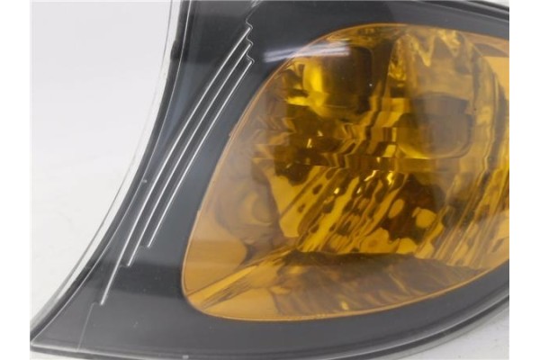 Recambio de intermitente delantero izquierdo para bmw serie 3 berlina (e46) 2.5 325i referencia OEM IAM 388701  