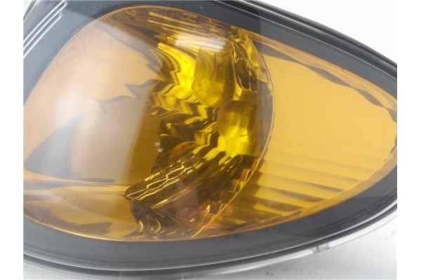 Recambio de intermitente delantero izquierdo para bmw serie 3 berlina (e46) 2.5 325i referencia OEM IAM 388701  