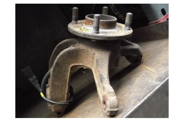 Recambio de mangueta delantero derecha para ford fiesta v (jh_, jd_) 1.4 tdci referencia OEM IAM   
