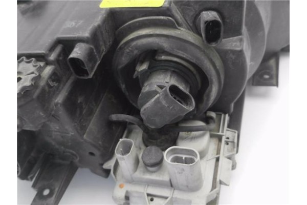 Recambio de faro xenon izquierdo para bmw serie 3 berlina (e46) 2.5 325i referencia OEM IAM 1301177271 1307329074 