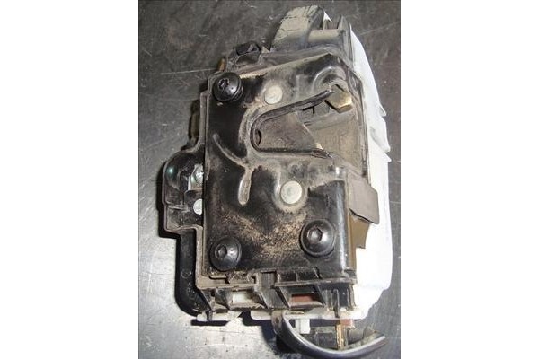 Recambio de cierre electromagnetico delantero izquierdo para seat cordoba berlina (6k2)(08.1999 ) 1.4 referencia OEM IAM   