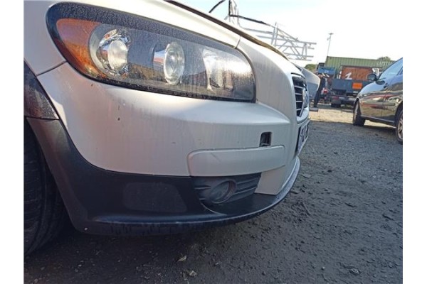 Recambio de paragolpes delantero para volvo c30 1.6 d referencia OEM IAM 170002190000  