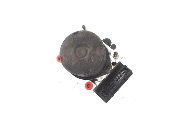 Recambio de nucleo abs para mitsubishi colt cz3 berl. 3 (z30) 1.5 di-d instyle referencia OEM IAM 0265231502 A4544200975 