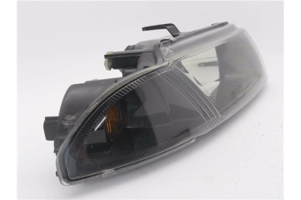 Recambio de faro delantero dcho para mitsubishi carisma berlina 5 (da0) 1.9 1900 di-d comfort referencia OEM IAM 15157800  