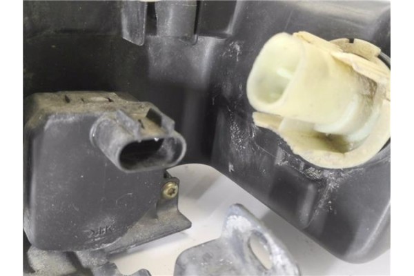 Recambio de faro delantero dcho para mitsubishi carisma berlina 5 (da0) 1.9 1900 di-d comfort referencia OEM IAM 15157800  