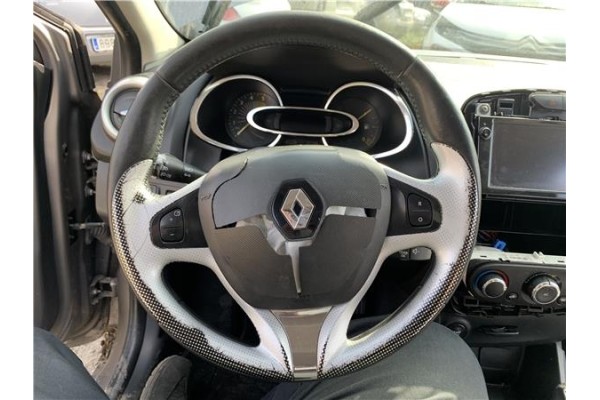 Recambio de volante para renault clio iv 1.5 business referencia OEM IAM 484006465R  