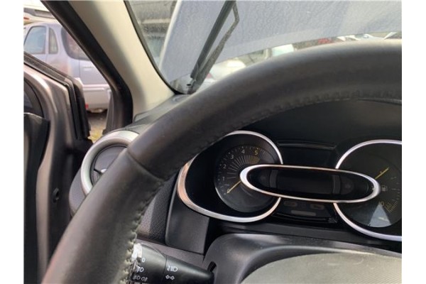 Recambio de volante para renault clio iv 1.5 business referencia OEM IAM 484006465R  