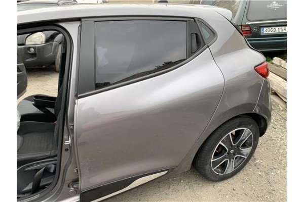 Recambio de puerta trasero izquierda para renault clio iv 1.5 business referencia OEM IAM 821016892R  