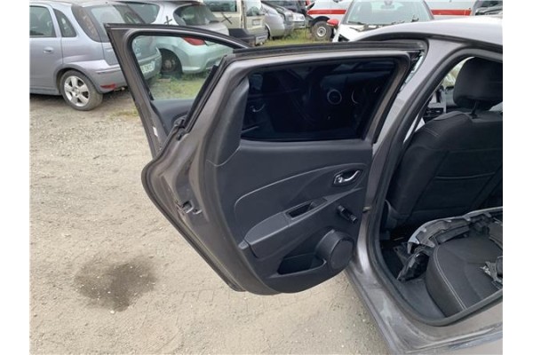 Recambio de puerta trasero izquierda para renault clio iv 1.5 business referencia OEM IAM 821016892R  