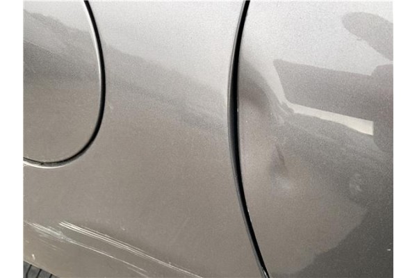 Recambio de puerta trasero derecha para renault clio iv 1.5 business referencia OEM IAM 821008626R  