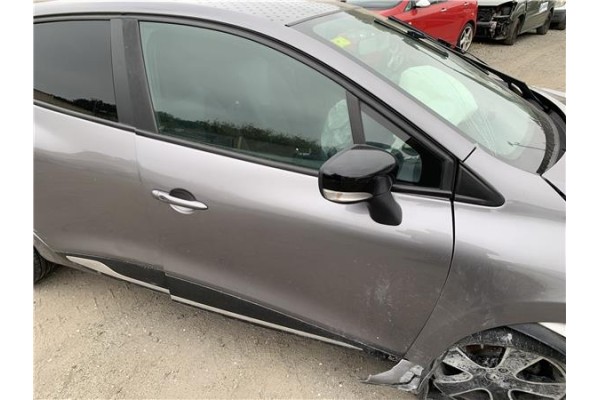 Recambio de puerta delantero derecha para renault clio iv 1.5 business referencia OEM IAM 801008302R  