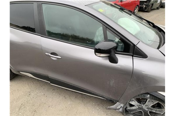 Recambio de puerta delantero derecha para renault clio iv 1.5 business referencia OEM IAM 801008302R  