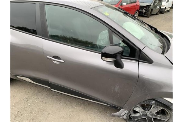 Recambio de puerta delantero derecha para renault clio iv 1.5 business referencia OEM IAM 801008302R  