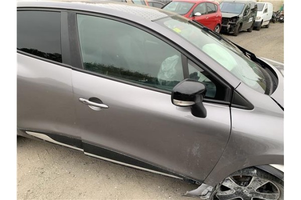 Recambio de puerta delantero derecha para renault clio iv 1.5 business referencia OEM IAM 801008302R  