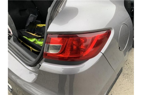 Recambio de piloto trasero derecho para renault clio iv 1.5 business referencia OEM IAM 265502631R  