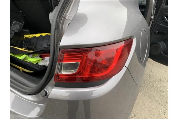 Recambio de piloto trasero derecho para renault clio iv 1.5 business referencia OEM IAM 265502631R  