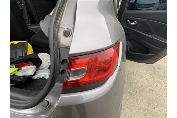 Recambio de piloto trasero derecho para renault clio iv 1.5 business referencia OEM IAM 265502631R  