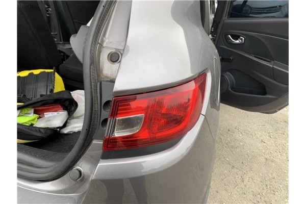 Recambio de piloto trasero derecho para renault clio iv 1.5 business referencia OEM IAM 265502631R  