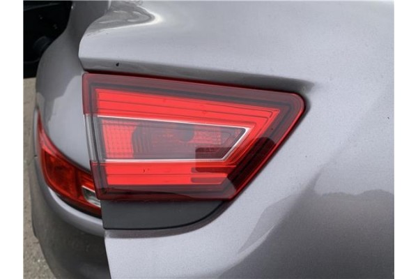 Recambio de piloto porton trasero izquierdo para renault clio iv 1.5 business referencia OEM IAM 265554091R  