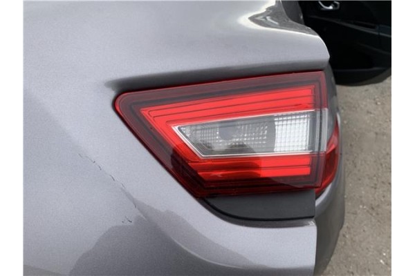 Recambio de piloto porton trasero derecho para renault clio iv 1.5 business referencia OEM IAM 265502631R  